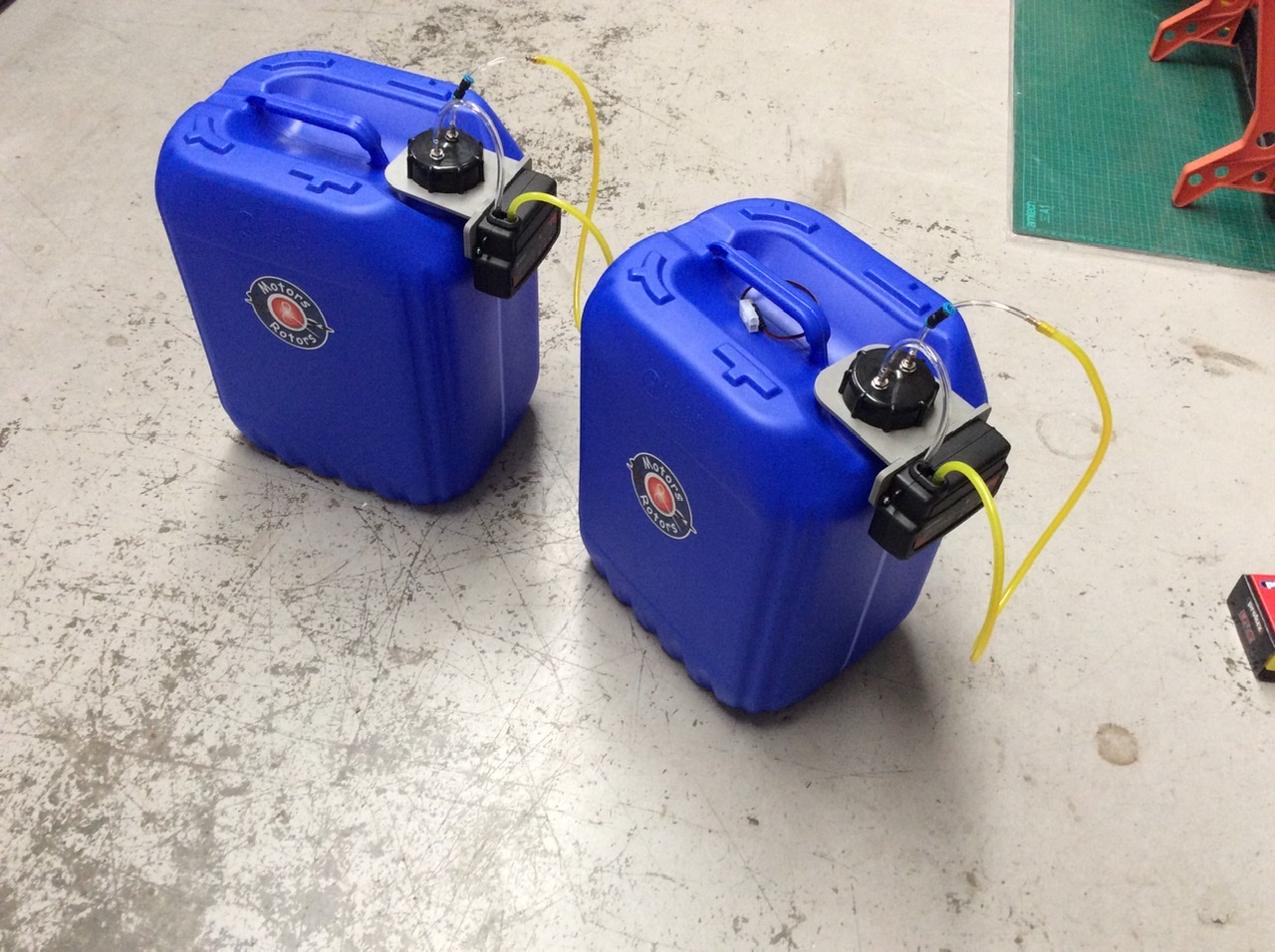 Motors & Rotors 20ltr Fuel station