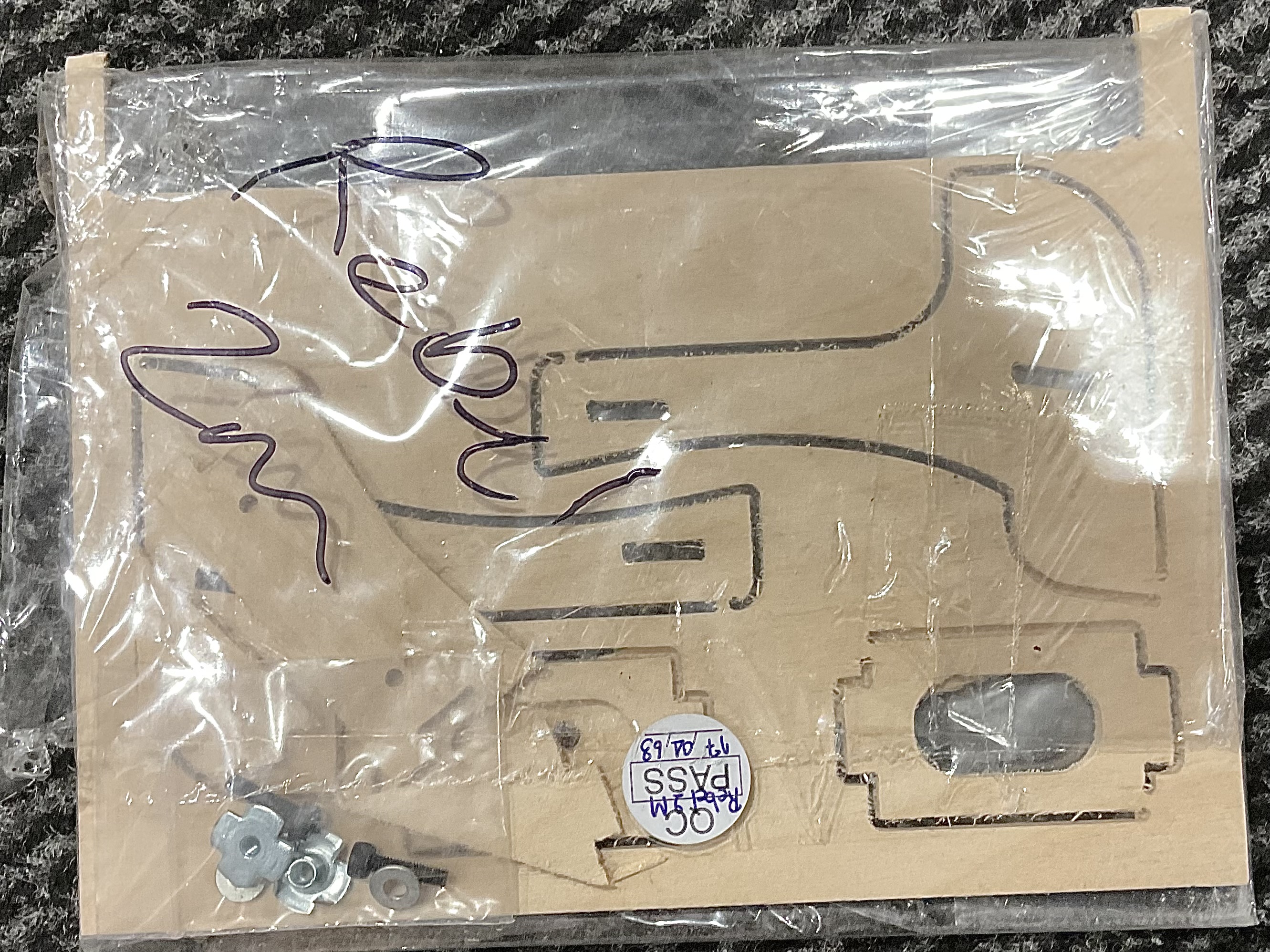 (image for) Rebel Fuel tank mounting wood